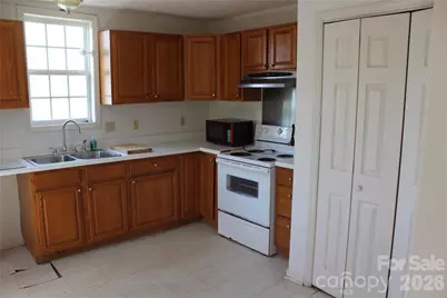 718 Live Oak Street, Shelby, NC 28151 - Photo 13