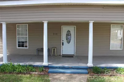 718 Live Oak Street, Shelby, NC 28151 - Photo 3
