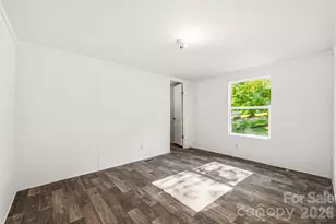 45 Alan Retreat Rd, Hendersonville, NC 28792 - Photo 23