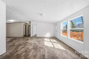 45 Alan Retreat Rd, Hendersonville, NC 28792 - Photo 7