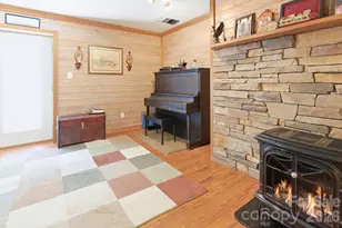 5518 Land Harbour Dr, Granite Falls, NC 28630 - Photo 33