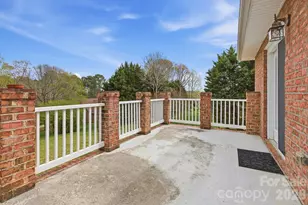 5518 Land Harbour Dr, Granite Falls, NC 28630 - Photo 37