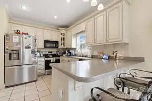 5518 Land Harbour Dr, Granite Falls, NC 28630 - Photo 11