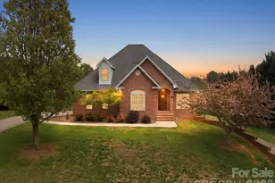 5518 Land Harbour Dr, Granite Falls, NC 28630 - Photo 1