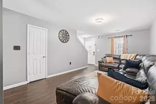 1217 Jordans Pond Ln, Charlotte, NC 28214 - Photo 7