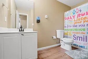 1217 Jordans Pond Ln, Charlotte, NC 28214 - Photo 19