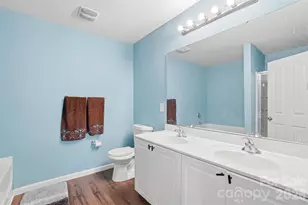 1217 Jordans Pond Ln, Charlotte, NC 28214 - Photo 25