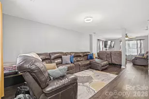 1217 Jordans Pond Ln, Charlotte, NC 28214 - Photo 5