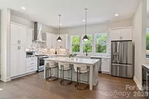 1500 Hawthorne Ln, Charlotte, NC 28205 - Photo 9