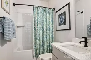 1500 Hawthorne Ln, Charlotte, NC 28205 - Photo 29