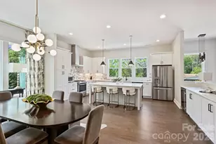 1500 Hawthorne Ln, Charlotte, NC 28205 - Photo 7