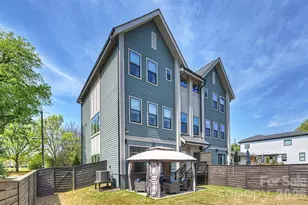 1500 Hawthorne Ln, Charlotte, NC 28205 - Photo 3