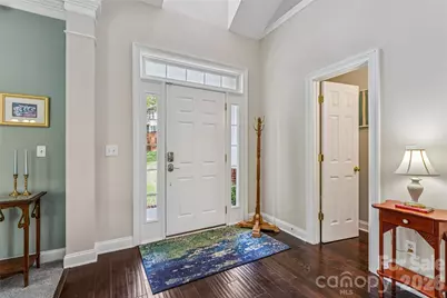 9149 Viscount Lane, Charlotte, NC 28269 - Photo 5