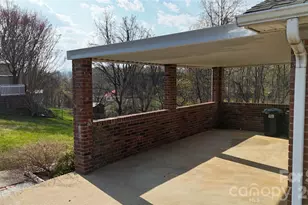 309 Morehead Dr, Marion, NC 28752 - Photo 3