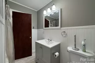 309 Morehead Dr, Marion, NC 28752 - Photo 31