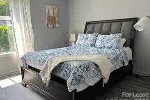 4048 Tamerlane Dr, Charlotte, NC 28205 - Photo 5