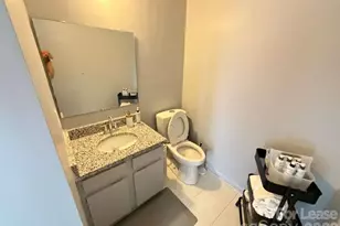 4048 Tamerlane Dr, Charlotte, NC 28205 - Photo 13