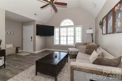 5867 Sunset View Lane, Catawba, NC 28609 - Photo 5