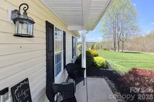 5867 Sunset View Ln, Catawba, NC 28609 - Photo 3