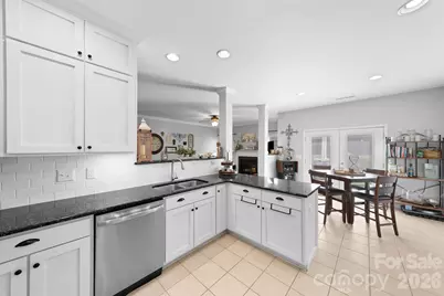 4212 Lawrence Daniel Drive, Matthews, NC 28104 - Photo 7