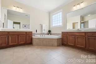 6712 Old Persimmon Dr, Charlotte, NC 28227 - Photo 19