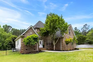 883 Silver Charm Ln, York, SC 29745 - Photo 3
