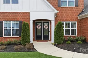 18526 Doves Crest Rd, Cornelius, NC 28031 - Photo 5