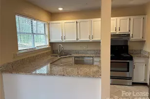 6708 Marston Ct, Charlotte, NC 28215 - Photo 15