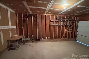 6708 Marston Ct, Charlotte, NC 28215 - Photo 31