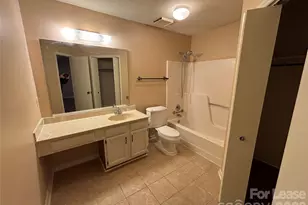 6708 Marston Ct, Charlotte, NC 28215 - Photo 23