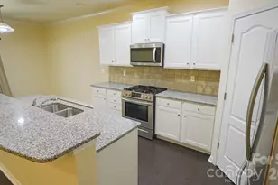 504 Twelve Oaks Ln, Fort Mill, SC 29708 - Photo 11