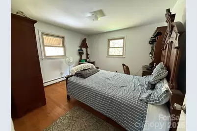 3309 40th Avenue Place NE, Hickory, NC 28601 - Photo 23