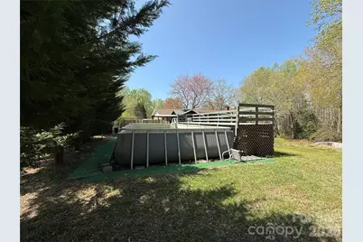 3309 40th Avenue Place NE, Hickory, NC 28601 - Photo 5