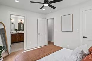 4817 Ridgeley Dr, Charlotte, NC 28208 - Photo 17