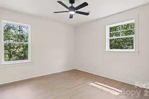 4817 Ridgeley Dr, Charlotte, NC 28208 - Photo 23