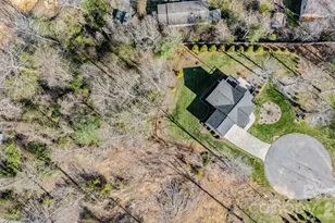 2 Wood Path Ln, Arden, NC 28704 - Photo 3