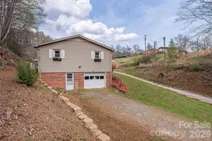 63 Memory Dr, Waynesville, NC 28786 - Photo 25