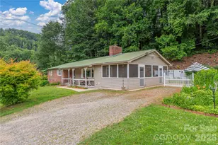63 Memory Dr, Waynesville, NC 28786 - Photo 1