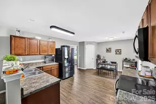 5045 Ashley Pl Dr, Bessemer City, NC 28016 - Photo 11