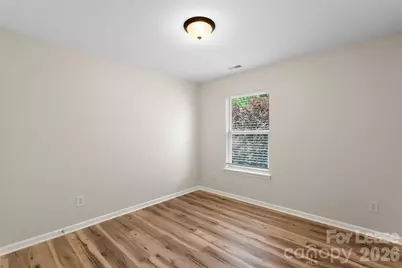 12427 Oakton Hunt Drive, Charlotte, NC 28262 - Photo 31