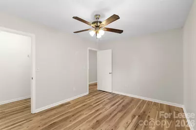 12427 Oakton Hunt Drive, Charlotte, NC 28262 - Photo 29