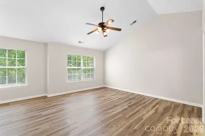 12427 Oakton Hunt Drive, Charlotte, NC 28262 - Photo 19