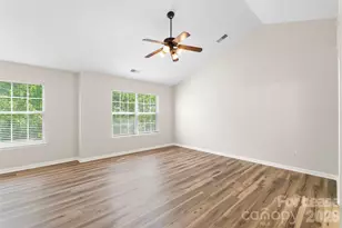 12427 Oakton Hunt Dr, Charlotte, NC 28262 - Photo 19