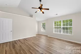 12427 Oakton Hunt Dr, Charlotte, NC 28262 - Photo 21