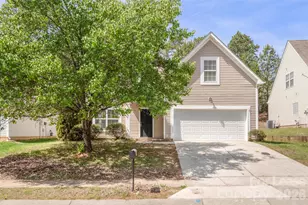 12427 Oakton Hunt Dr, Charlotte, NC 28262 - Photo 1