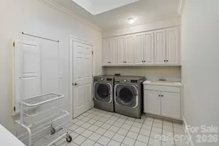8124 Greencastle Dr, Charlotte, NC 28210 - Photo 21