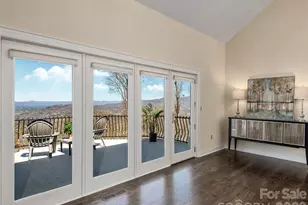 33 Elk Ridge Dr, Asheville, NC 28804 - Photo 7