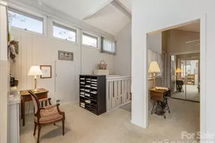 601 Red Oak Dr, Hendersonville, NC 28791 - Photo 29