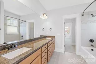 605 Village Main Cir, Davidson, NC 28036 - Photo 15