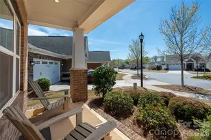 8400 Bretton Woods Dr, Charlotte, NC 28227 - Photo 3